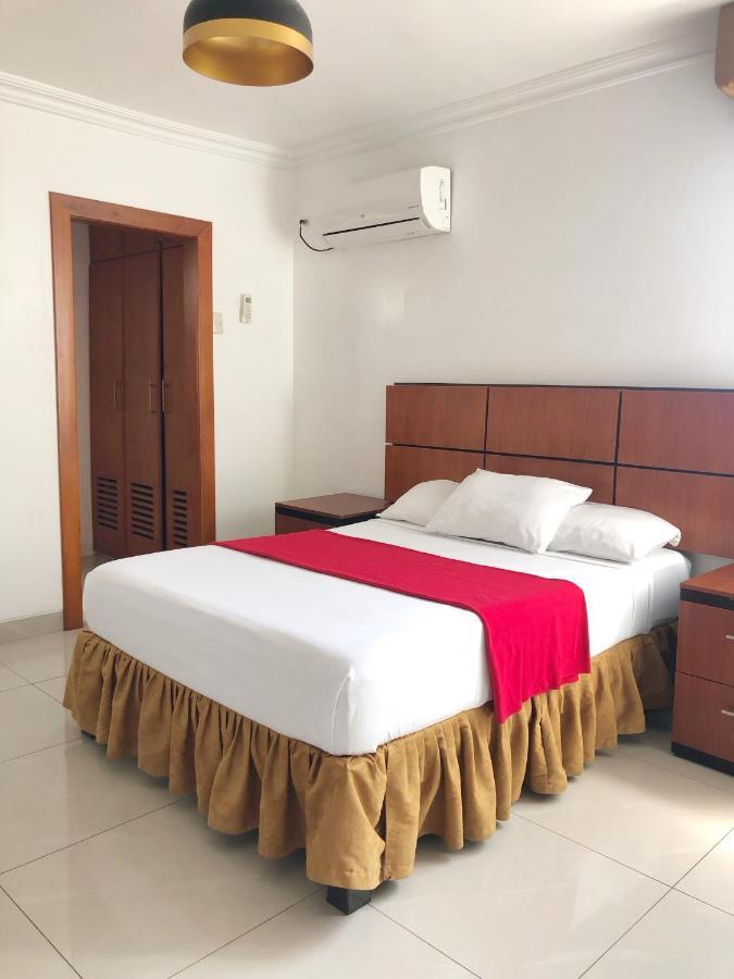 Hoteles En Guayaquil - Suites Guayaquil Cerca Del Aeropuerto Zewnętrze zdjęcie