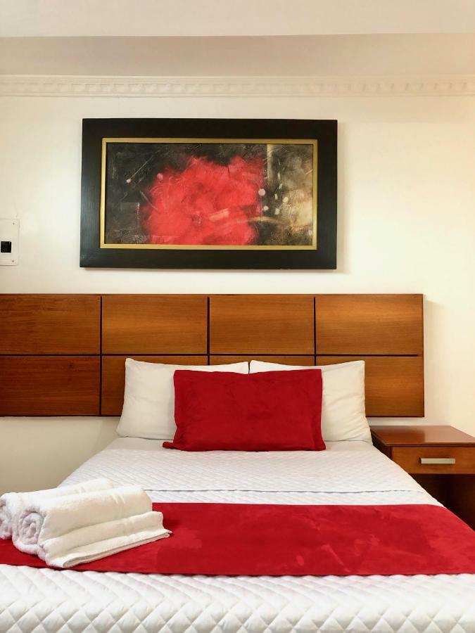 Hoteles En Guayaquil - Suites Guayaquil Cerca Del Aeropuerto Zewnętrze zdjęcie
